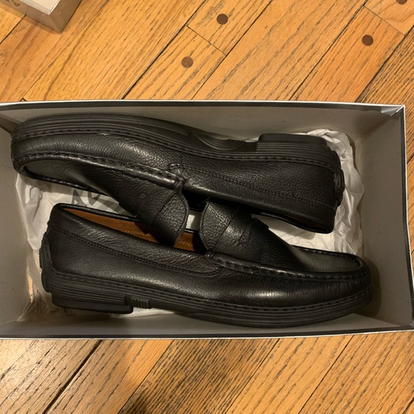 Dover Aerosoles Loafers - Picture 1 of 6